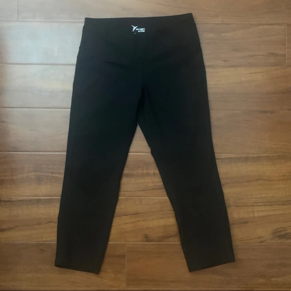 Women’s Athletic Leggings